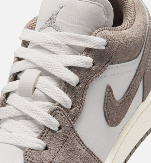 Air Jordan 1 Low Grade School Lifestyle Shoe